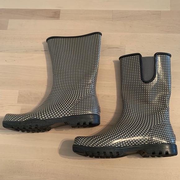 Sperry Shoes - FLASH SALE!! 🎉Sperry women’s rain boots